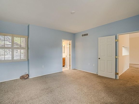 5th image of 1686 W Dalehaven Cir