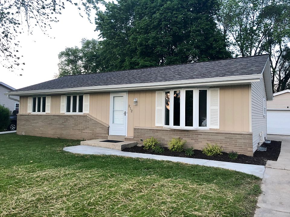 1st image of 212 Mayfair Dr