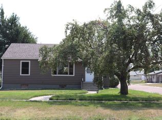 805 E 5th St, Winner, SD 57580