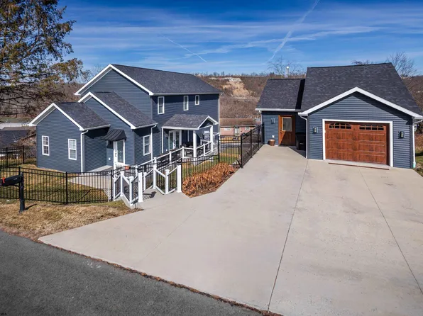 420 Delaware Ave, Morgantown, WV 26501