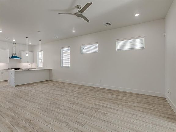 5th image of 2529 NW 130th St