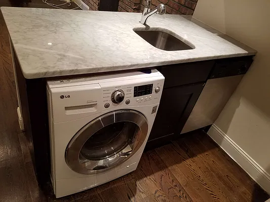 Rented by OGI Management | media 16