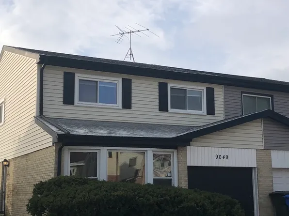 9049 Hollyberry Ave, Des Plaines, IL 60016