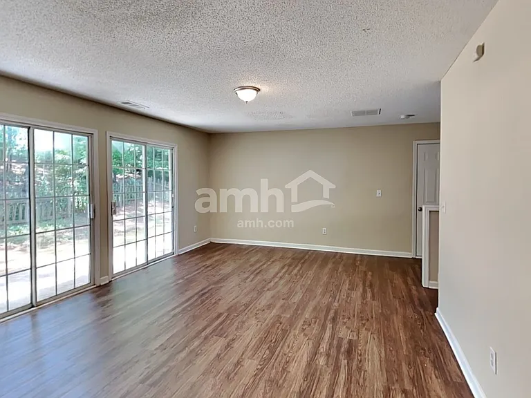 375 Bass Way NW — Photo 7