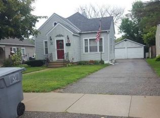 711 9th St SE, Austin, MN 55912