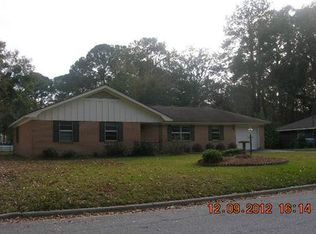 42 Cardinal Rd, Savannah, GA 31406