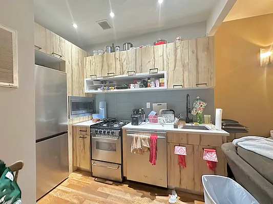 Rented by Doorway NYC, LLC | media 2