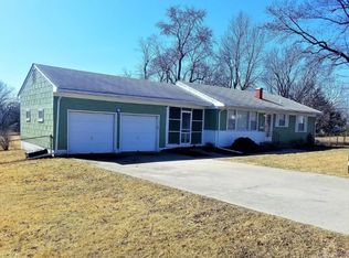 11405 E 56th Ter, Raytown, MO 64133