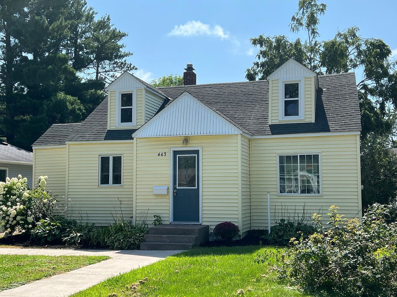 443 Forest Ave W, Mora, MN 55051 | Zillow