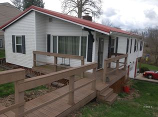 29 Curtis St, Athens, OH 45701