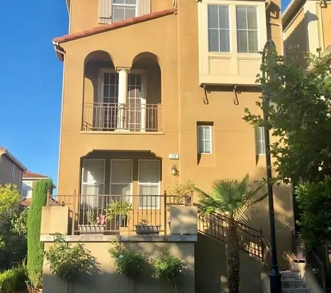 770 Adeline Ave — Photo 1