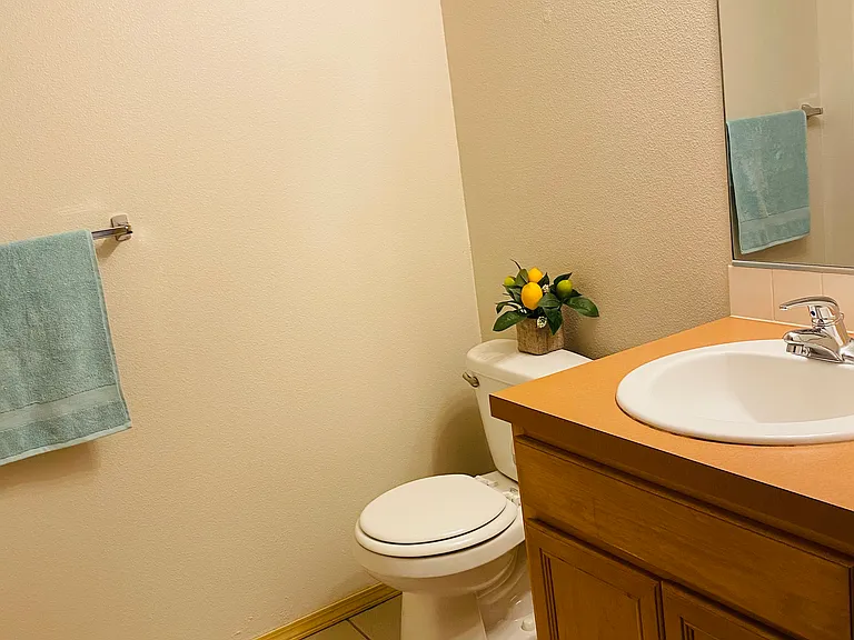 11933 SE Oak St #105 — Photo 3