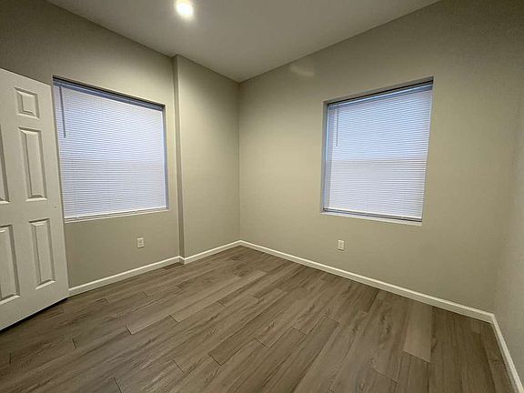 5th image of 337 Main St #88