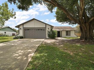 17515 Hillside Dr, Montverde, FL 34756