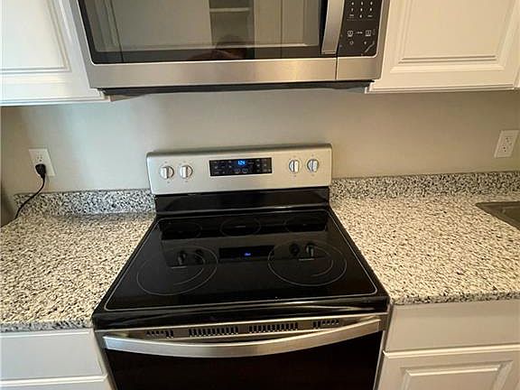 5th image of 2815 N Ohenry Blvd APT F