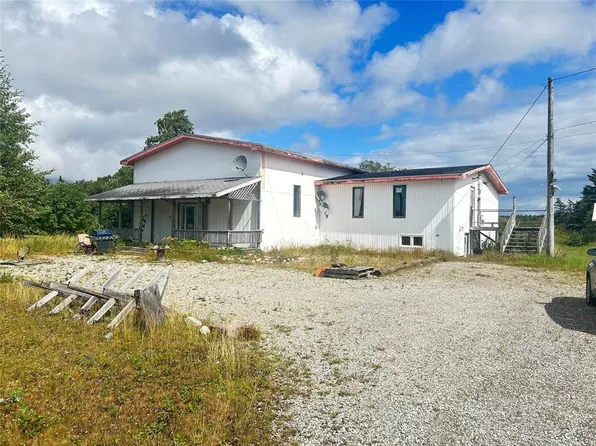 10 STATION Road, St.George`s, NL A0N1Z0