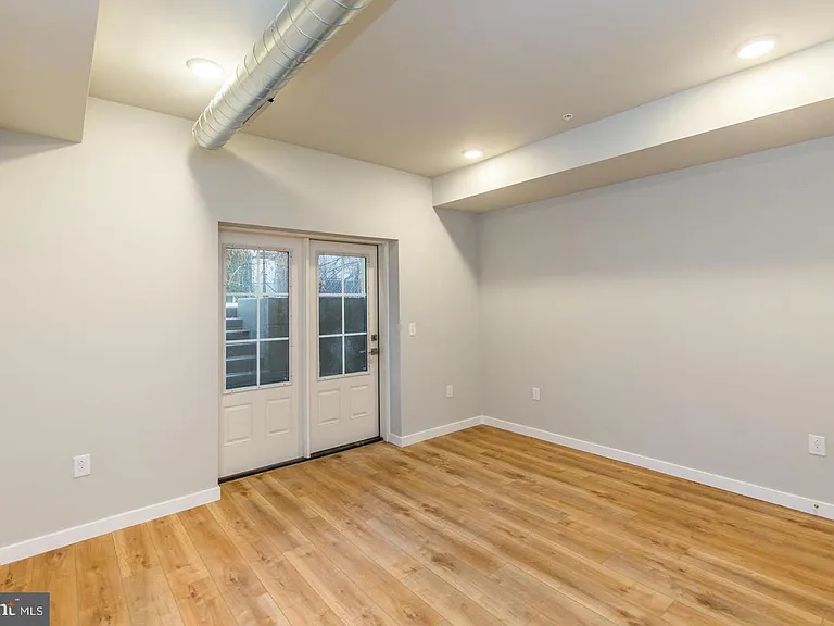 2543 N Front St #1 — Photo 7