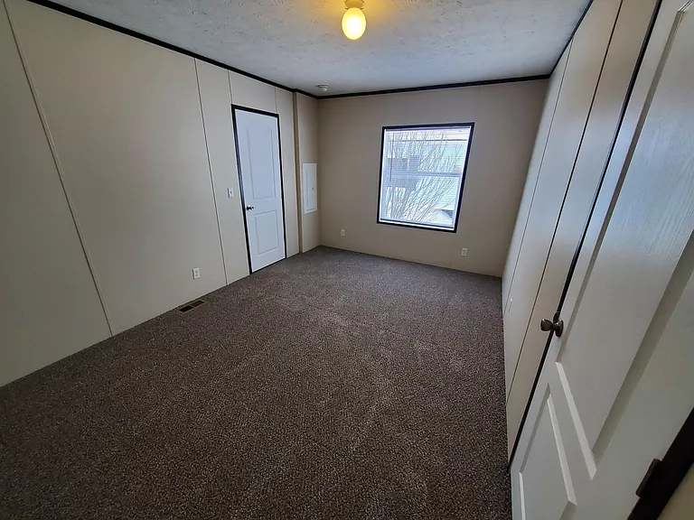 19 Bluebird Hill Dr #405 — Photo 13