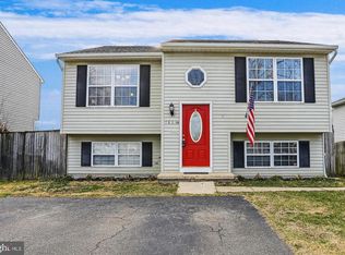 7804A E Shore Rd, Pasadena, MD 21122