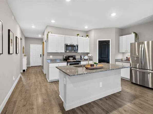 908 Gerardia Ct, Seguin, TX 78155