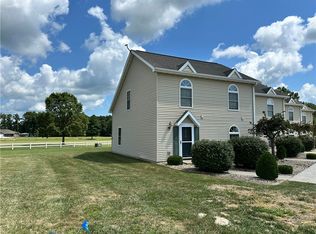 609 Beyers Lake Est, Pana, IL