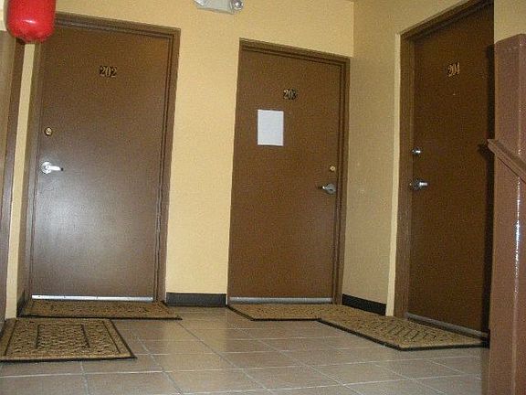 CONDO ENTRANCE