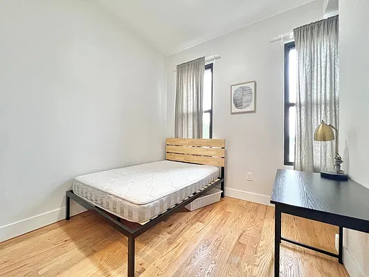 Rented by Doorway NYC, LLC | media 13