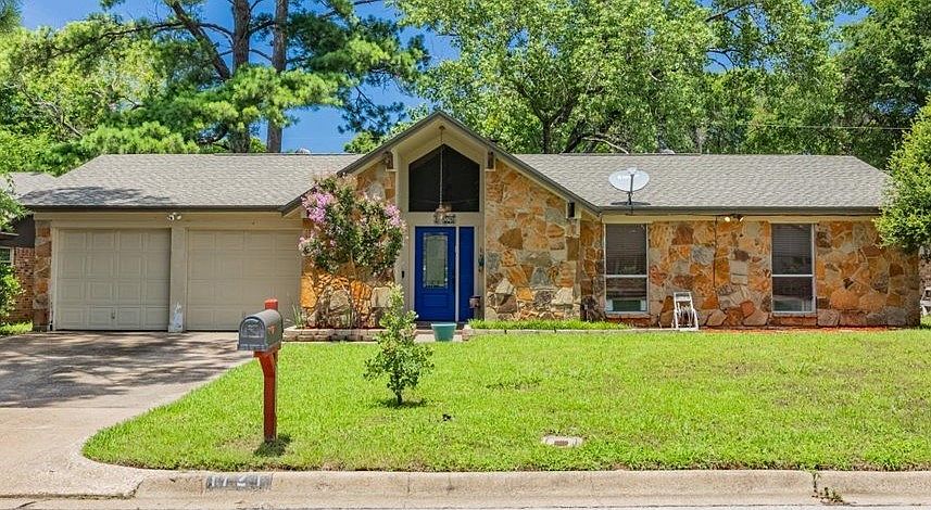 1st image of 1721 Princeton Dr