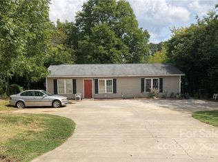 350 N Park St, Asheboro, NC 27203