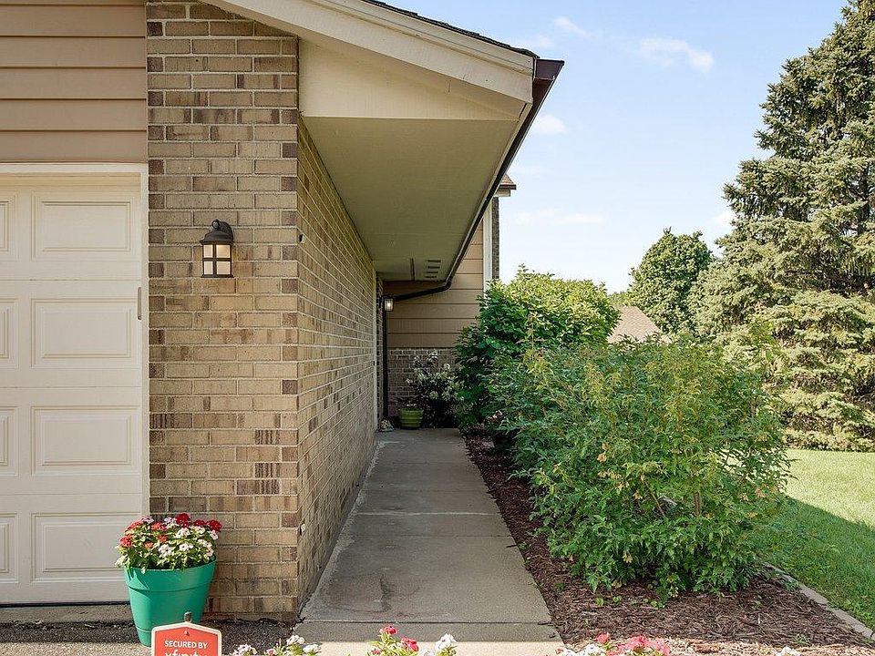 1st image of 2791 Robinwood Way