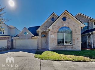 807 Forest Star, Houston, TX 77067