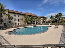7477 SW 82nd St, Miami, FL