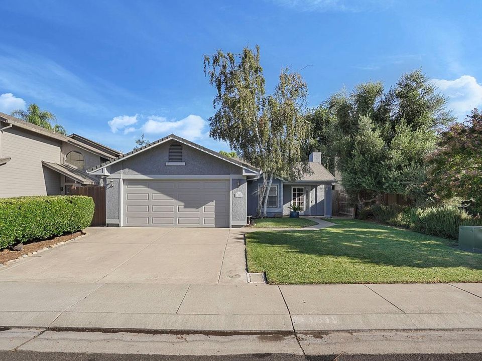 1st image of 1811 Camphor Way