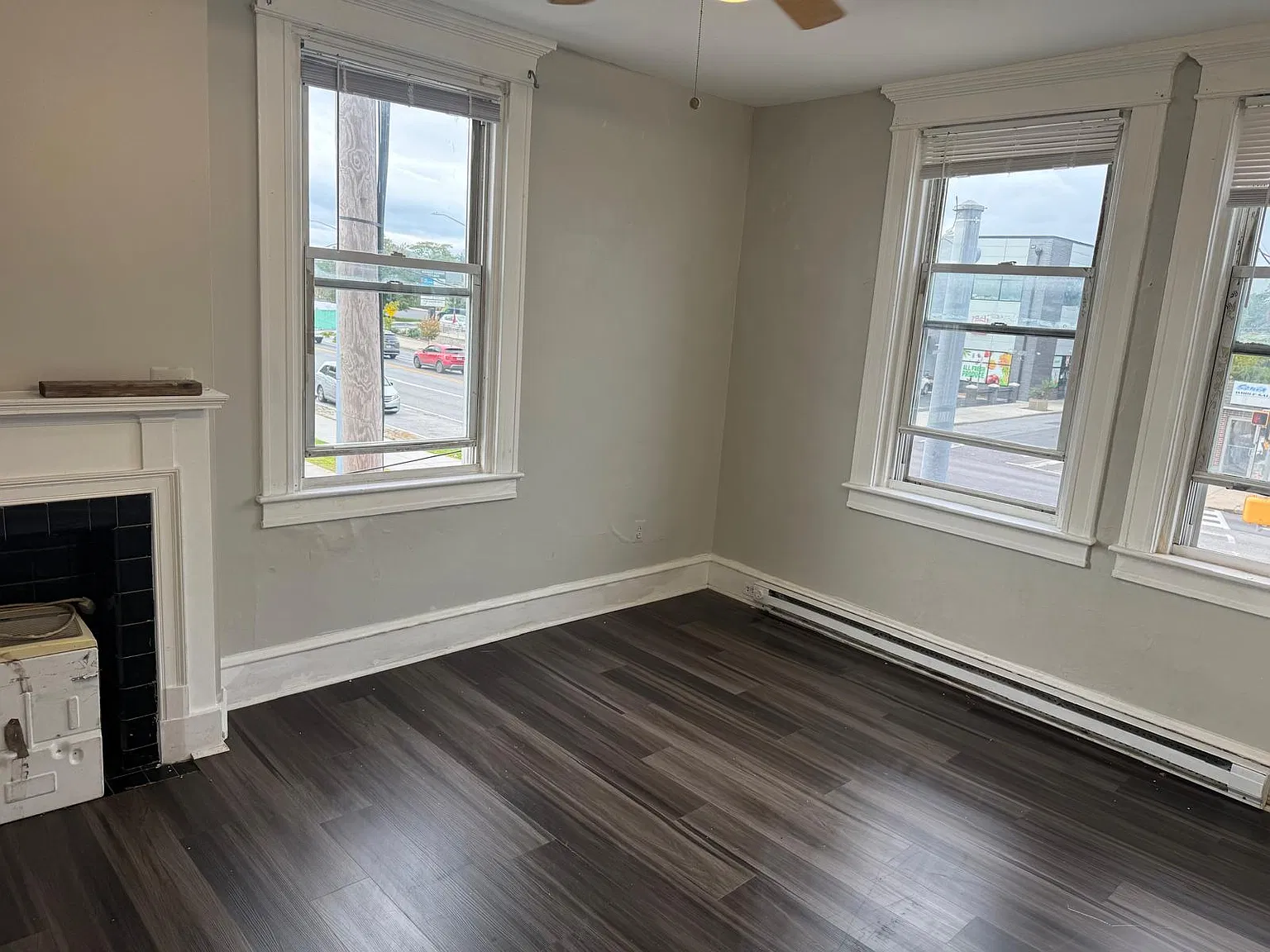 1 bed, 600 sqft, $1,050 — Photo 3