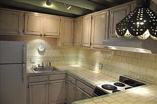 4th image of 110 Padre Martinez Ln