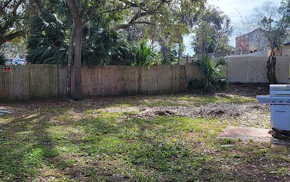 4th image of 1411 Flora Lee Dr