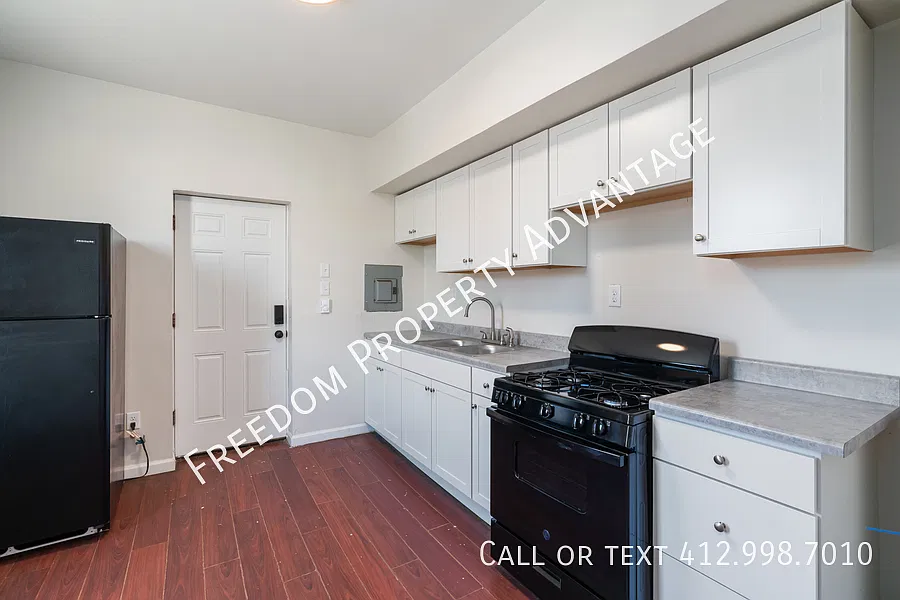 10 Iron St 2B - Canonsburg — Photo 1