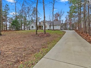 14104 Preston Woods, Northport, AL 35475