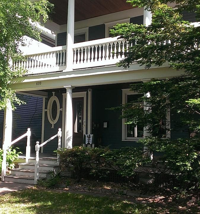 1st image of 699 Lincoln Ave