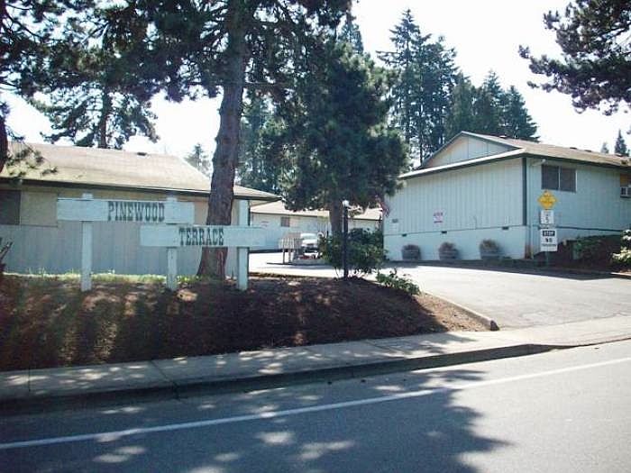 2nd image of 868 Boone Rd SE APT 2