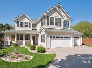 930 E Knoll Ct, Eagle, ID 83616