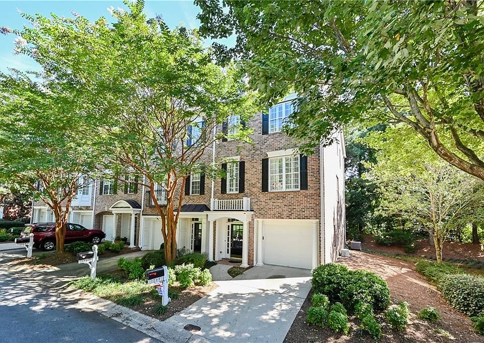 2nd image of 1209 Waters Edge Trl