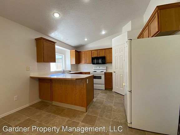4th image of 1610 N Ohio Ave #1610