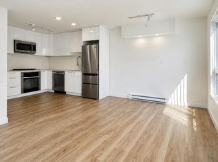 2982 Burlington Dr #1002, Coquitlam, BC V3B0B3