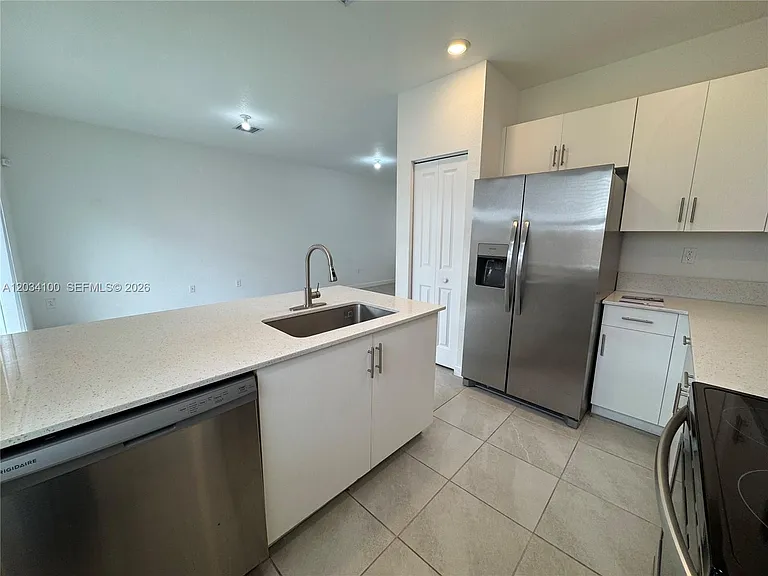 2609 SE 11th St #2609 — Photo 6