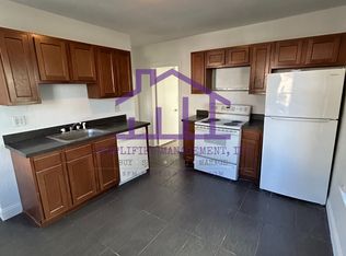 221 Regan St APT 1, Gardner, MA 01440