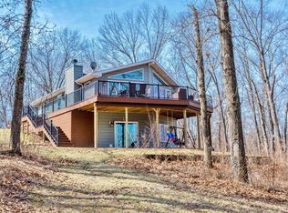 84 Walnut Ct, Dahinda, IL 61428