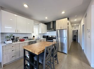 908 N California Ave #A01W, Chicago, IL 60622