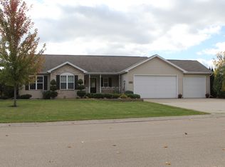 W5891 Sweet William Dr, APPLETON, WI 54915