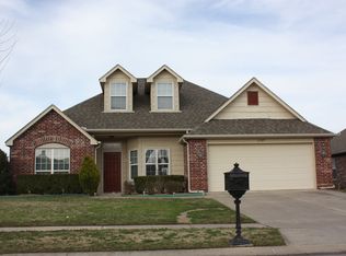 15323 89th Pl, Owasso, OK 74055
